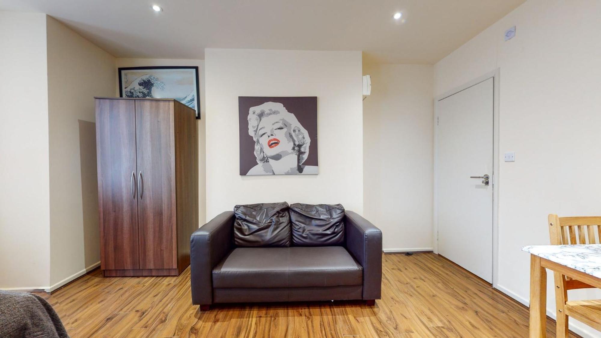 Studio 69 London Bagian luar foto
